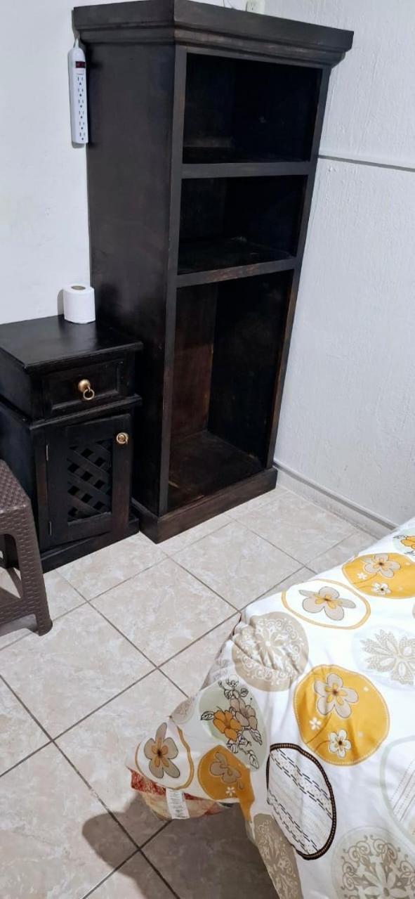 Hotel Ideal, Your House In Quetzaltenango Bagian luar foto